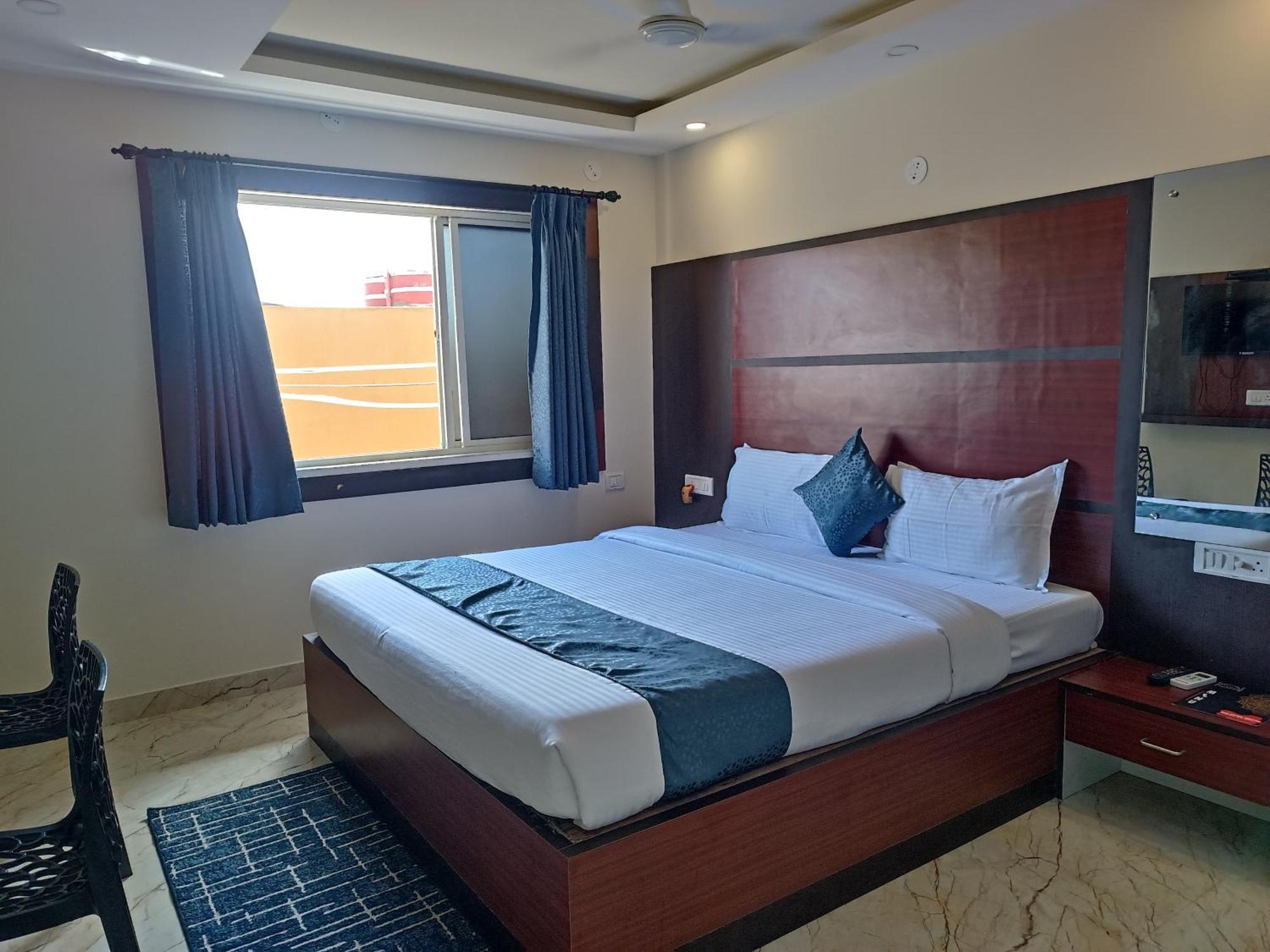 Mom Hotel - Unit Of Mom Hotel Puri Kültér fotó