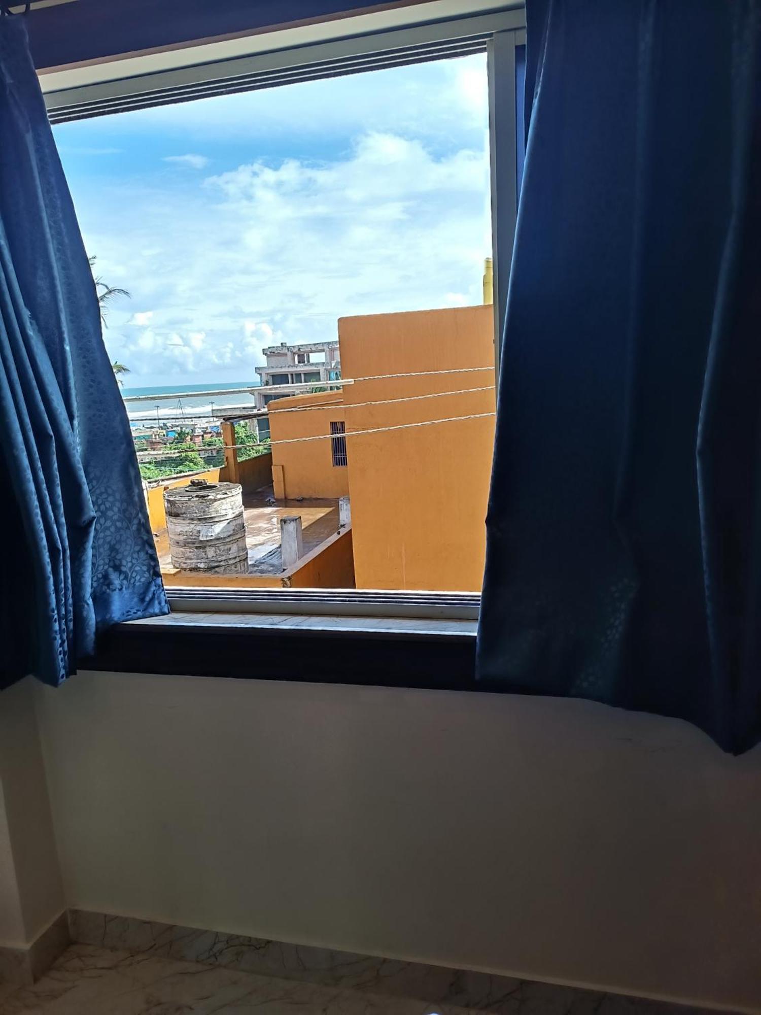 Mom Hotel - Unit Of Mom Hotel Puri Kültér fotó