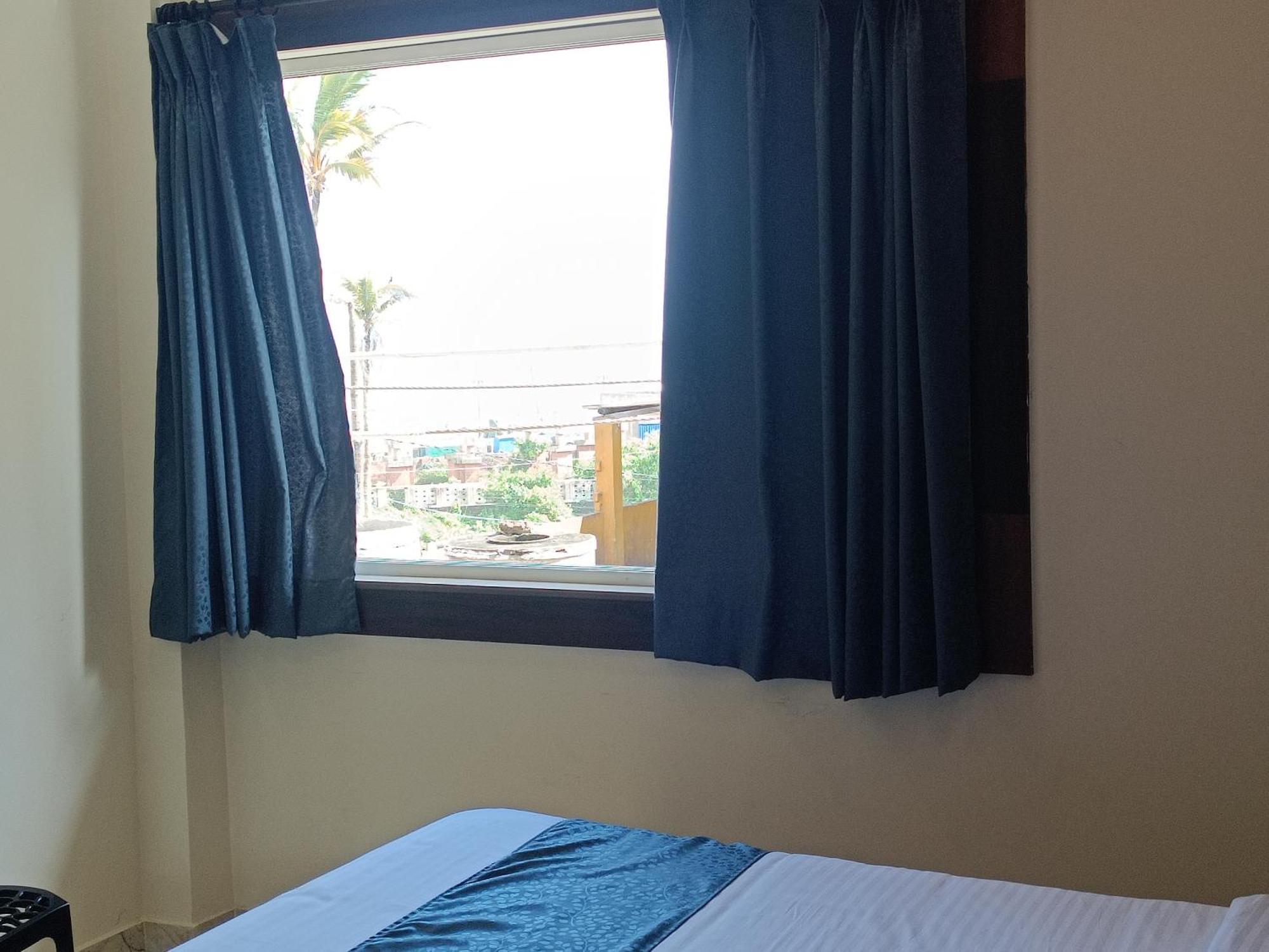 Mom Hotel - Unit Of Mom Hotel Puri Kültér fotó