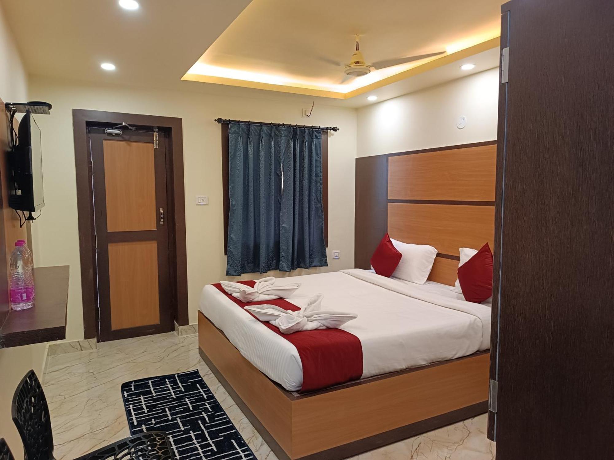 Mom Hotel - Unit Of Mom Hotel Puri Kültér fotó