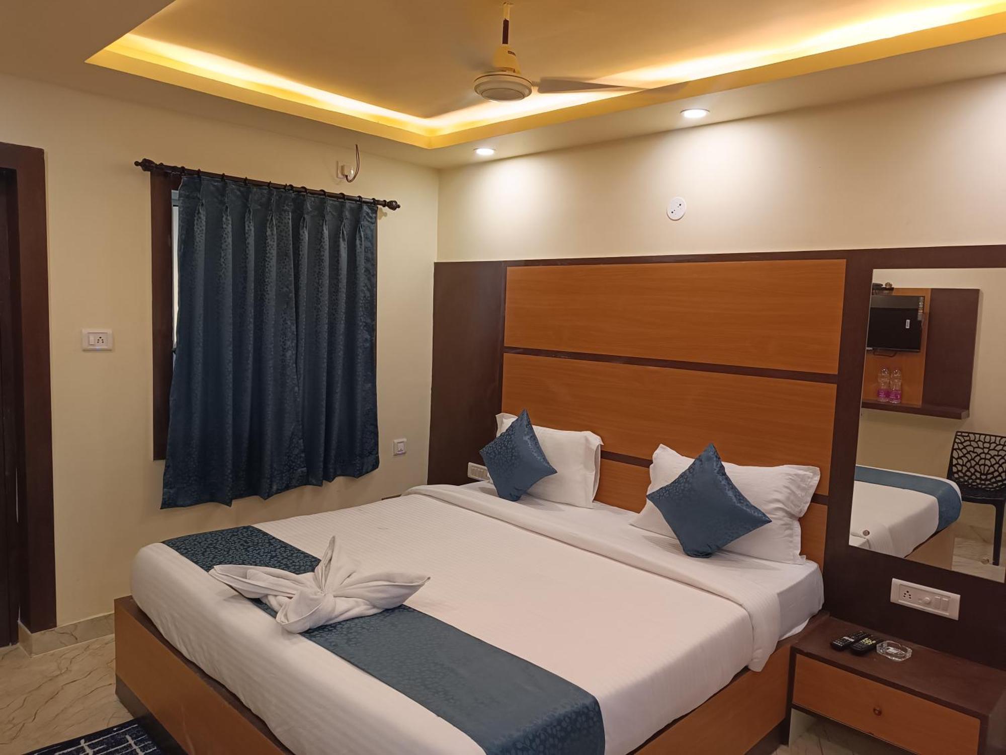 Mom Hotel - Unit Of Mom Hotel Puri Kültér fotó