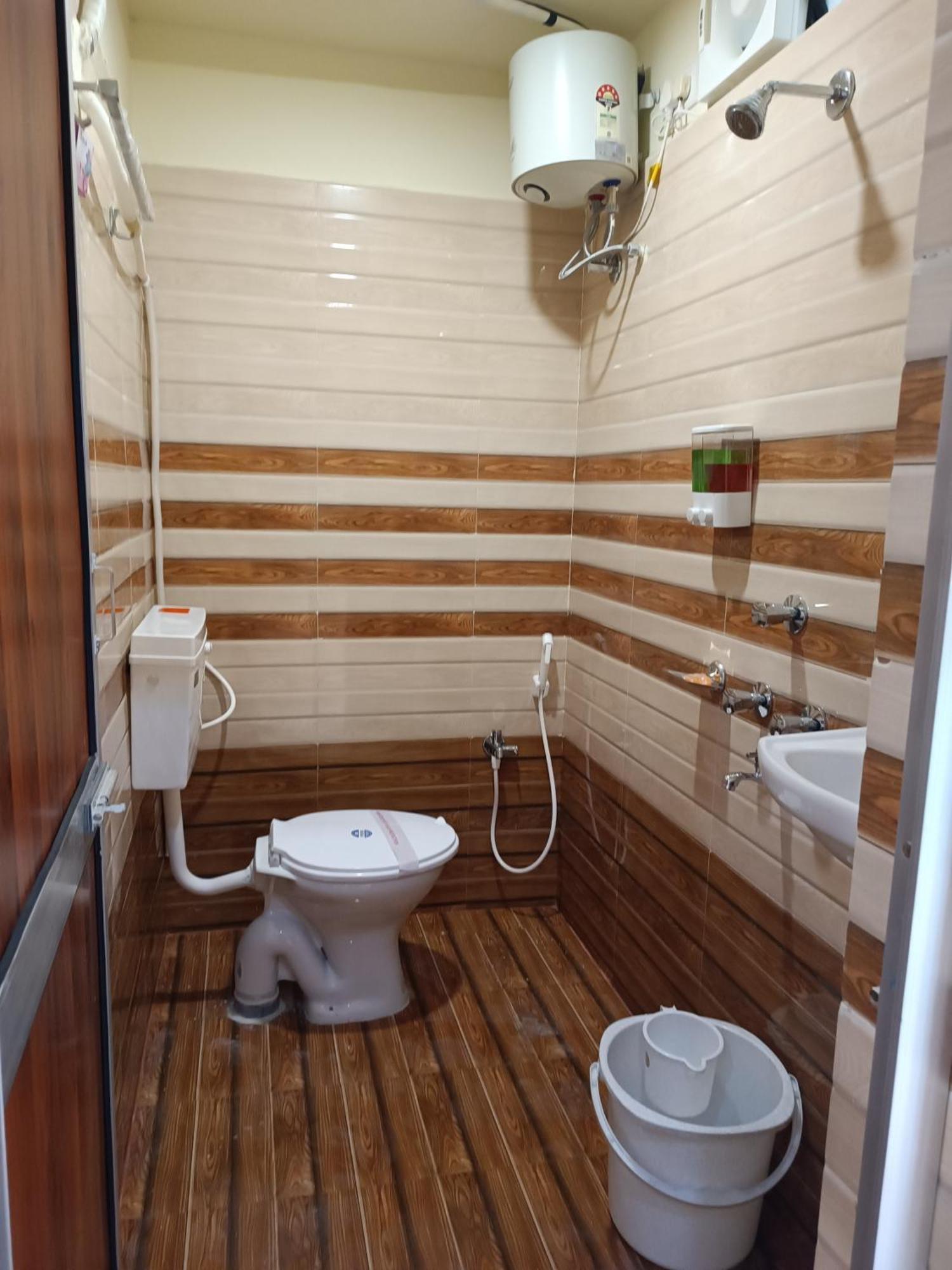Mom Hotel - Unit Of Mom Hotel Puri Kültér fotó