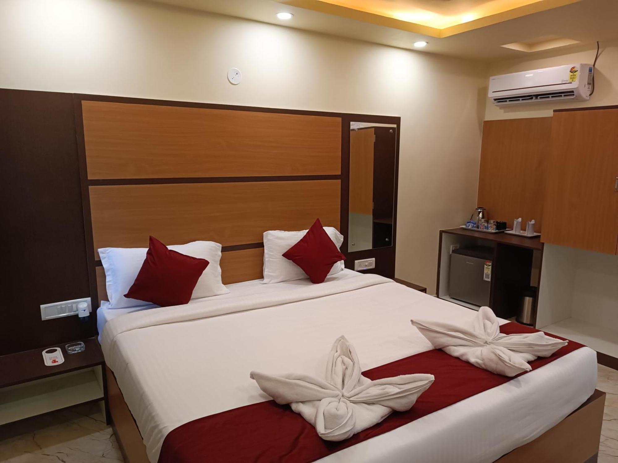 Mom Hotel - Unit Of Mom Hotel Puri Kültér fotó